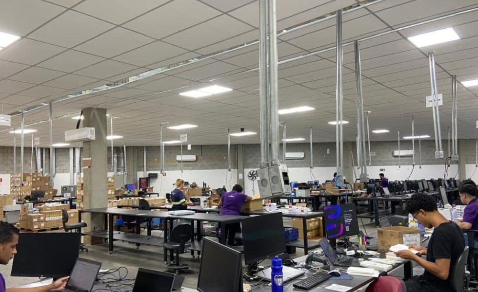 Simpress amplia centro de serviços e capacidade de equipamentos